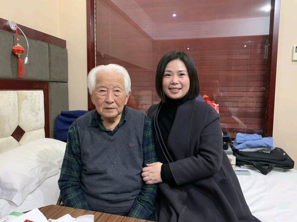 宋元时期钧瓷三足炉